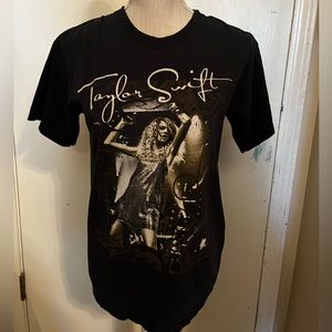 Taylor Swift Official Fearless Era T-Shirt